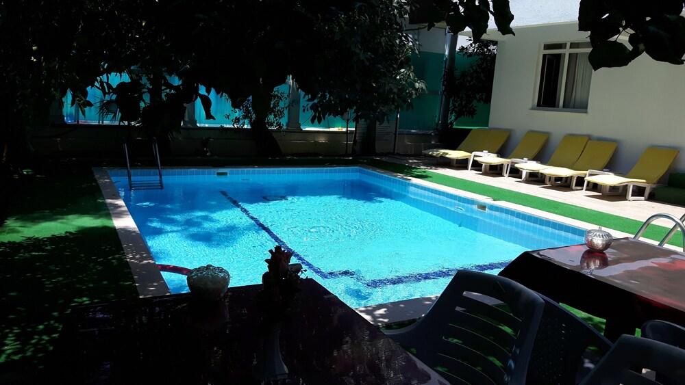אנטליה Kafkas Hotel מראה חיצוני תמונה